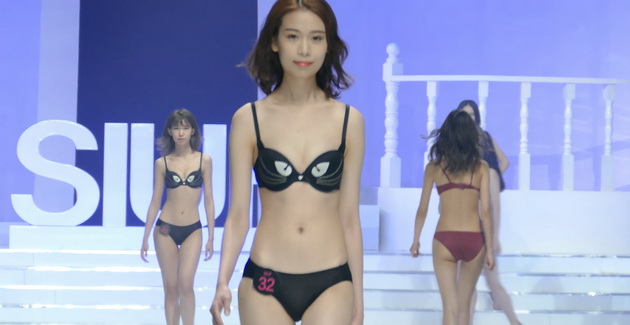 2018��������չ�й�����ģ�ش���3.mp4