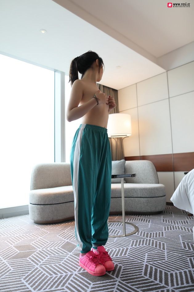 [ROSIд��]2018.09.24 NO.2483[44+1P96M]