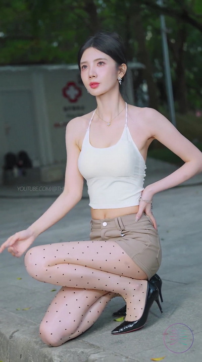 4k 2024�v��܇չ �w�t��Ů܇ģ�s�� racing model_new4k 2024�v��