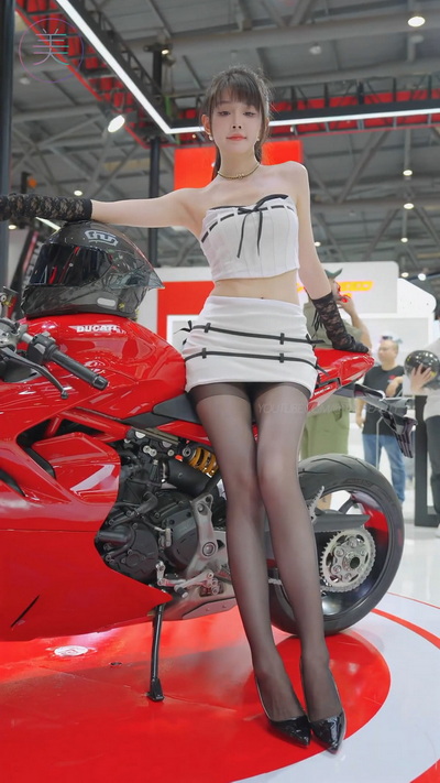 4k 2024�ؑcĦ���� �c܇չ racing model #beautyleg_new